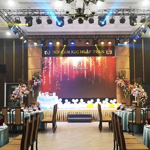 Trung tâm tổ chức sự kiện Uri Place