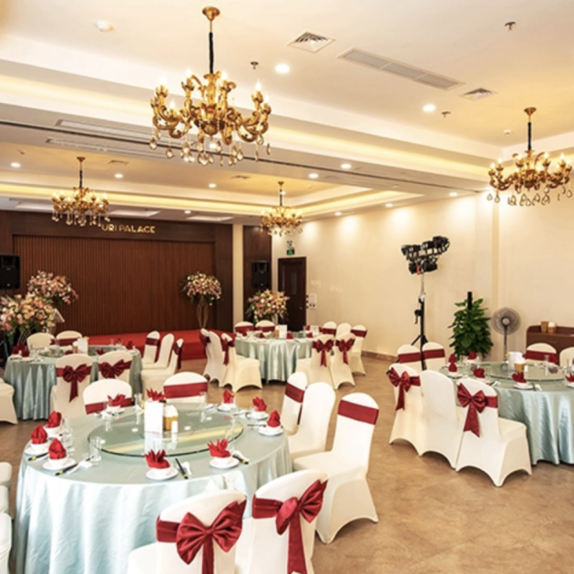 Trung tâm tổ chức sự kiện Uri Place