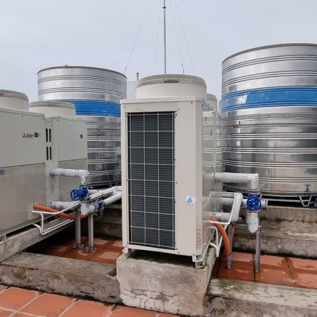 Khách sạn Devista Hạ Long